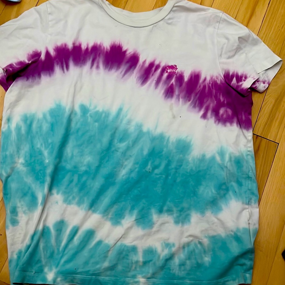 Roots shirt